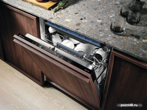 Встраиваемая посудомоечная машина Electrolux EES48200L в Липецке фото 3
